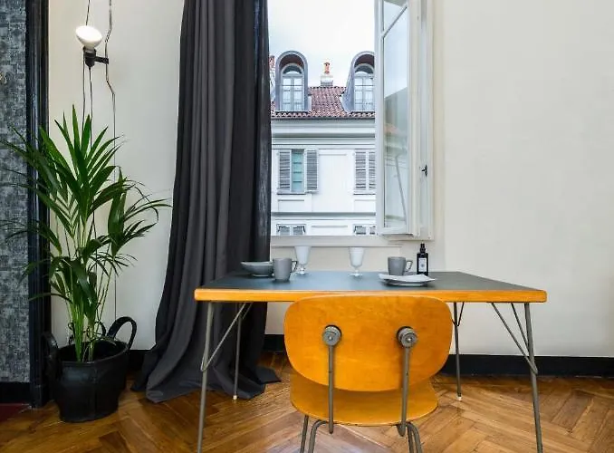 Via Garibaldi 31 4* Turin